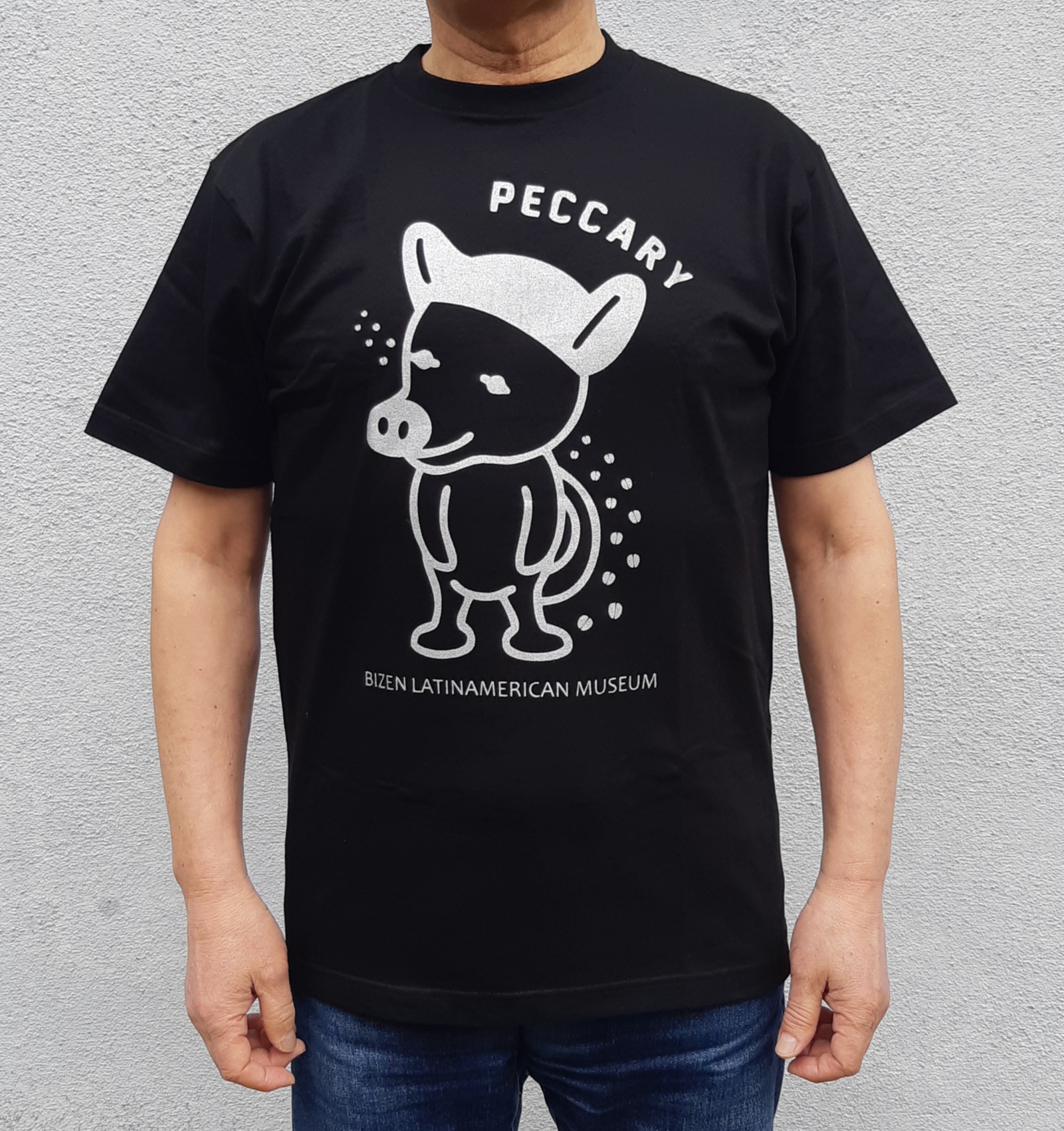 ペッカリーTシャツ