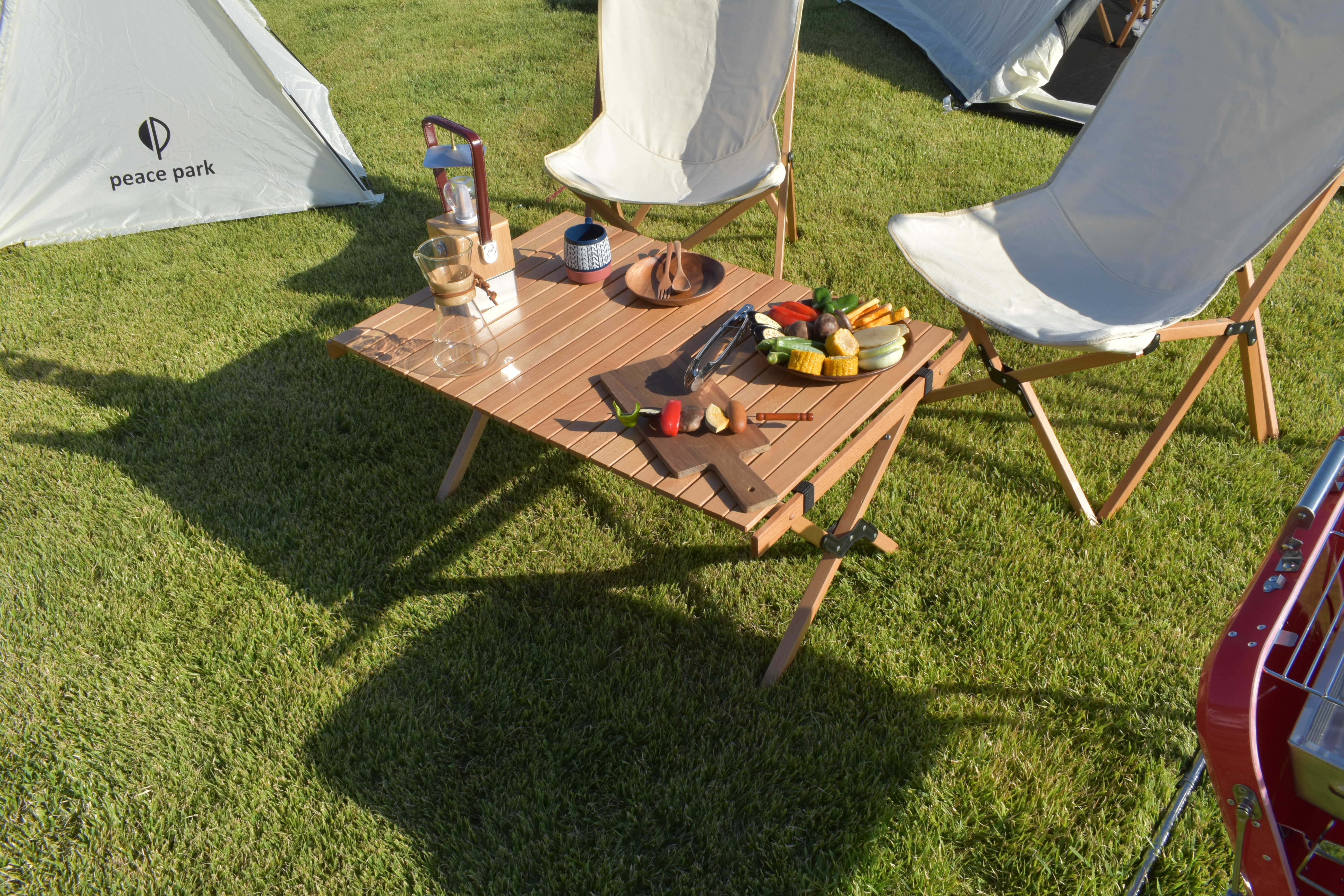 FOLDING WOOD TABLE MEDIUM